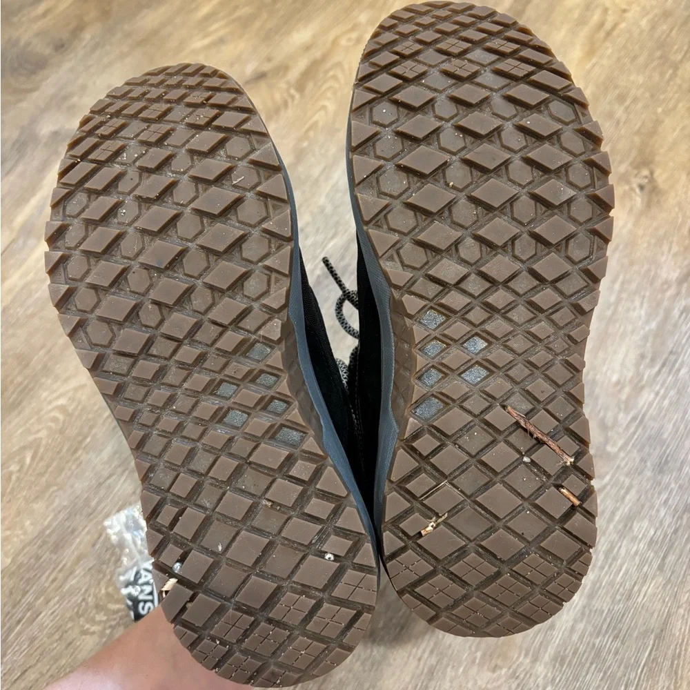 Vans Black High-Top Sneakers - Picture 3 of 6